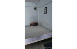 Soi Ratchadaphisek 32 Yaek 5-2, Chankasem, Chatuchak, Bangkok, 10900 Thailand, Chatuchak, 