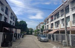 Soi Muban The Centro On Nuch-Wong Waen, Lat Krabang, Bangkok 10520, THA, Lat Krabang, Bangkok