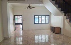 Pop E, Ramkhamhaeng 190, Min Buri, Bangkok, 10510 Thailand, Min Buri, 