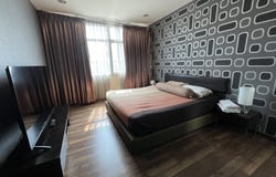 The Base Tower, Mak Kasan, Ratchathewi, Bangkok, 10400 Thailand, Ratchathewi, 