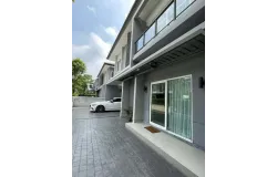 188/142 Soi Muban Phanason Villa 10, Dokmai, Prawet, Bangkok 10250, THA, Dokmai, Bangkok