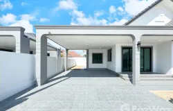 Samrit Farm, Cha Am, Cha-Am, Phetchaburi, 76120 Thailand, Cha-Am, 