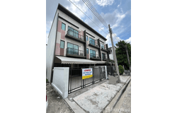 16/3 Seri Thai 25, Khlong Kum, Bueng Kum, Bangkok, 10230 Thailand, Bueng Kum, 