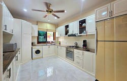 Soi Mathurot, Nong Kae, Hua Hin, Prachuap Khiri Khan, 77110 Thailand, Hua Hin, 