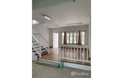Soi Chinnakhet 2/37 Yaek 2, Thung Song Hong, Lak Si, Bangkok, 10210 Thailand, Lak Si, 