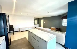 Crystal Garden, 217/1 Soi Sukhumvit 4, Khlong Toei, Bangkok 10110, THA, Khlong Toei, Bangkok