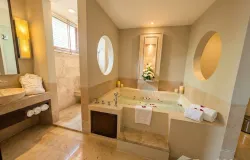 Room 132, Maret, Ko Samui, Surat Thani, 84310 Thailand, Ko Samui, 