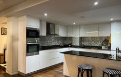 104 Sukhumvit 38, Phra Khanong, Khlong Toei, Bangkok, 10110 Thailand, Khlong Toei, 