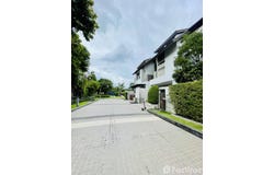Nirvana Residence East, Khlong Chan, Bang Kapi, Bangkok, 10240 Thailand, Bang Kapi, 