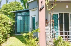 Mod Chic, Ban Waen, Amphoe Hang Dong, Chiang Mai Province 50230, THA, Ban Waen, Chiang Mai Province