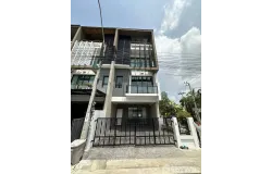 Bless Town Sukhumvit 50, Phra Khanong, Khlong Toei, Bangkok 10260, THA, Phra Khanong, Bangkok