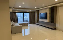 Crystal Garden, 217/1 Soi Sukhumvit 4, Khlong Toei, Bangkok 10110, THA, Khlong Toei, Bangkok