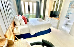 View Cafe Phuket, เจ้าฟ้า 73, Chalong, Phuket, 83130 Thailand, Phuket, 