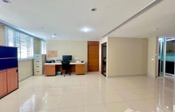 43/4 Soi Sukhumvit 13, Sukhumvit Rd, Khlong Toei Nuea, Vadhana, Bangkok 10110, THA, Khlong Toei Nuea, Bangkok