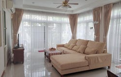 Kri Kri こおり- Sanpakoi, Bamrungrat Road, Wat Ket, Chiang Mai, 50000 Thailand, Chiang Mai, 