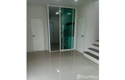 Kanchanaphisek Road, Samwa Tawan Tok, Khlong Sam Wa, Bangkok, 10510 Thailand, Khlong Sam Wa, 