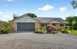 Daffodil Grove, Carterton, Carterton