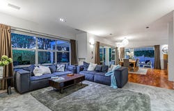 Oak Manor Drive, Albany, North Shore City