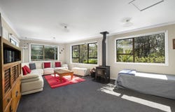 11 Guthrie Crescent, Castlepoint, Masterton