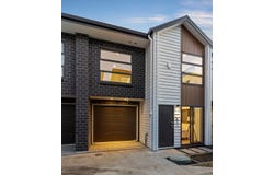 12A Holland Avenue, Point England, Auckland City