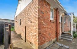 34a Parr Road South, Point Chevalier, Auckland City