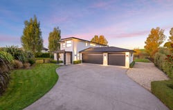8 Bradleigh Park, Fairhall, Marlborough