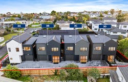 3 Towra Place, Botany Downs, Manukau City