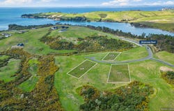 Hibiscus Coast Surrounds, Rodney