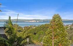 13 Centennial Place, Campbells Bay, North Shore City