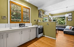 114 Mayfair Avenue, Mayfair, Hastings