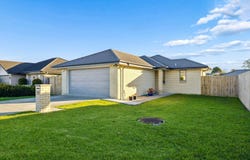Captain Mitchell Drive, Papakura, Papakura