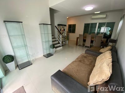 /international/th/95-8-the-connect-ramindra-minburi-min-buri-bangkok-10510-thailand-min-buri-bangkok-340000152819/