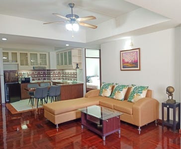 /international/th/33-soi-yommarat-si-lom-bang-rak-bangkok-10500-thailand-bang-rak-bangkok-340000217226/