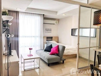 /international/th/condo-d-ratchada-soi-chokchai-ruammit-yaek-29-ratchadaphisek-din-daeng-bangkok-10400-thailand-din-daeng-bangkok-340000039776/