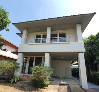 /international/th/56-84-pradist-manudharm-road-wang-thonglang-bangkok-10310-thailand-wang-thonglang-bangkok-340000160635/