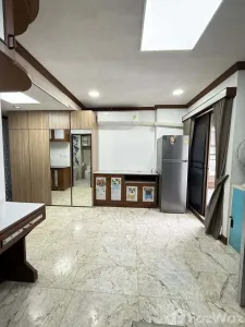 /international/th/ratchadaphisek-48-lat-yao-chatuchak-bangkok-10900-thailand-chatuchak-bangkok-340000155642/