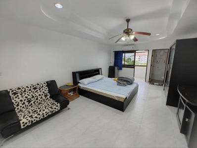 /international/th/photisarn-10-na-kluea-pattaya-chon-buri-20150-thailand-pattaya-changwat-chon-buri-340066020380/