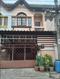 /international/th/10-28-soi-bun-cham-lak-song-bang-khae-bangkok-10160-tha-lak-song-bangkok-340065903996/