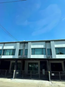 /international/th/soi-01-kanchanaphisek-47-dokmai-prawet-bangkok-10250-tha-dokmai-bangkok-340065985659/