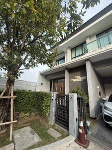 /international/th/soi-muban-the-city-rama-9-krungthep-kritha-thap-chang-saphan-sung-bangkok-10240-tha-thap-chang-bangkok-340000134239/