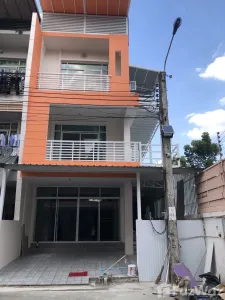 /international/th/krissana-private-city-ถนนกรุงเทพกรีฑา-thapchang-saphan-sung-bangkok-10250-tha-thapchang-bangkok-340000080130/