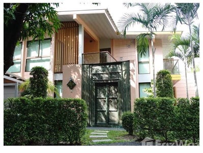 /international/th/southern-bangkok-civil-court-1721-1-soi-charoen-krung-63-yan-nawa-sathon-bangkok-10120-tha-yan-nawa-bangkok-340000122145/