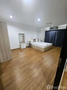 /international/th/122-71-ramkhamhang-40-hua-mak-bang-kapi-bangkok-10240-thailand-bang-kapi-bangkok-340000127703/