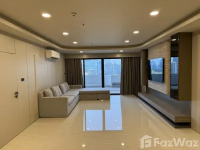/international/th/crystal-garden-217-1-soi-sukhumvit-4-khlong-toei-bangkok-10110-tha-khlong-toei-bangkok-340000108284/