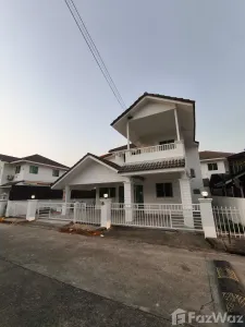 /international/th/thita-rung-thana-4-muthi-3-san-pu-loei-doi-saket-chiang-mai-50220-thailand-doi-saket-chiang-mai-province-340000102324/