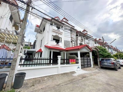 /international/th/soi-prawit-lae-phuean-bang-chak-phra-khanong-bangkok-10260-tha-bang-chak-bangkok-340000109470/