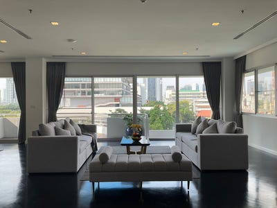 /international/th/ban-khun-soi-phatthanasin-thung-mahamek-sathon-bangkok-10120-tha-thung-mahamek-bangkok-340000209373/