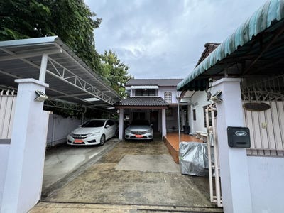 /international/th/3-570-hari-phunchai-road-thung-song-hong-lak-si-bangkok-10210-thailand-lak-si-bangkok-340065944874/