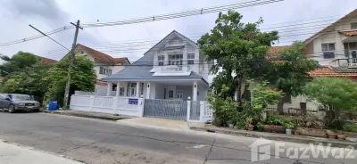 /international/th/soi-muban-ban-wararak-rangsit-khlong-3-khlong-sam-khlong-luang-pathum-thani-12120-tha-khlong-sam-pathum-thani-340065966175/