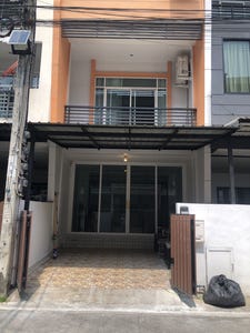 /international/th/krissana-private-city-ถนนกรุงเทพกรีฑา-thapchang-saphan-sung-bangkok-10250-tha-thapchang-bangkok-340000119081/
